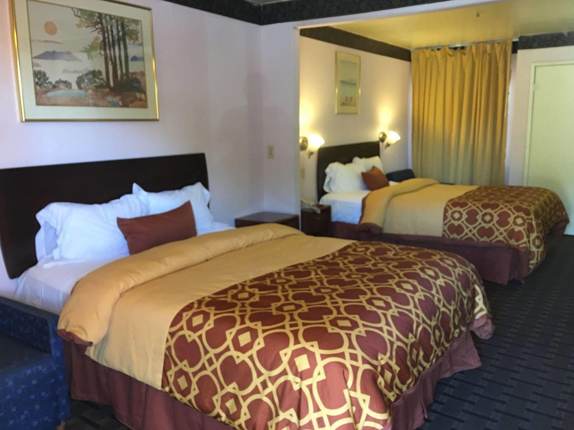 Executive Suites Inn 웨스트민스터 외부 사진