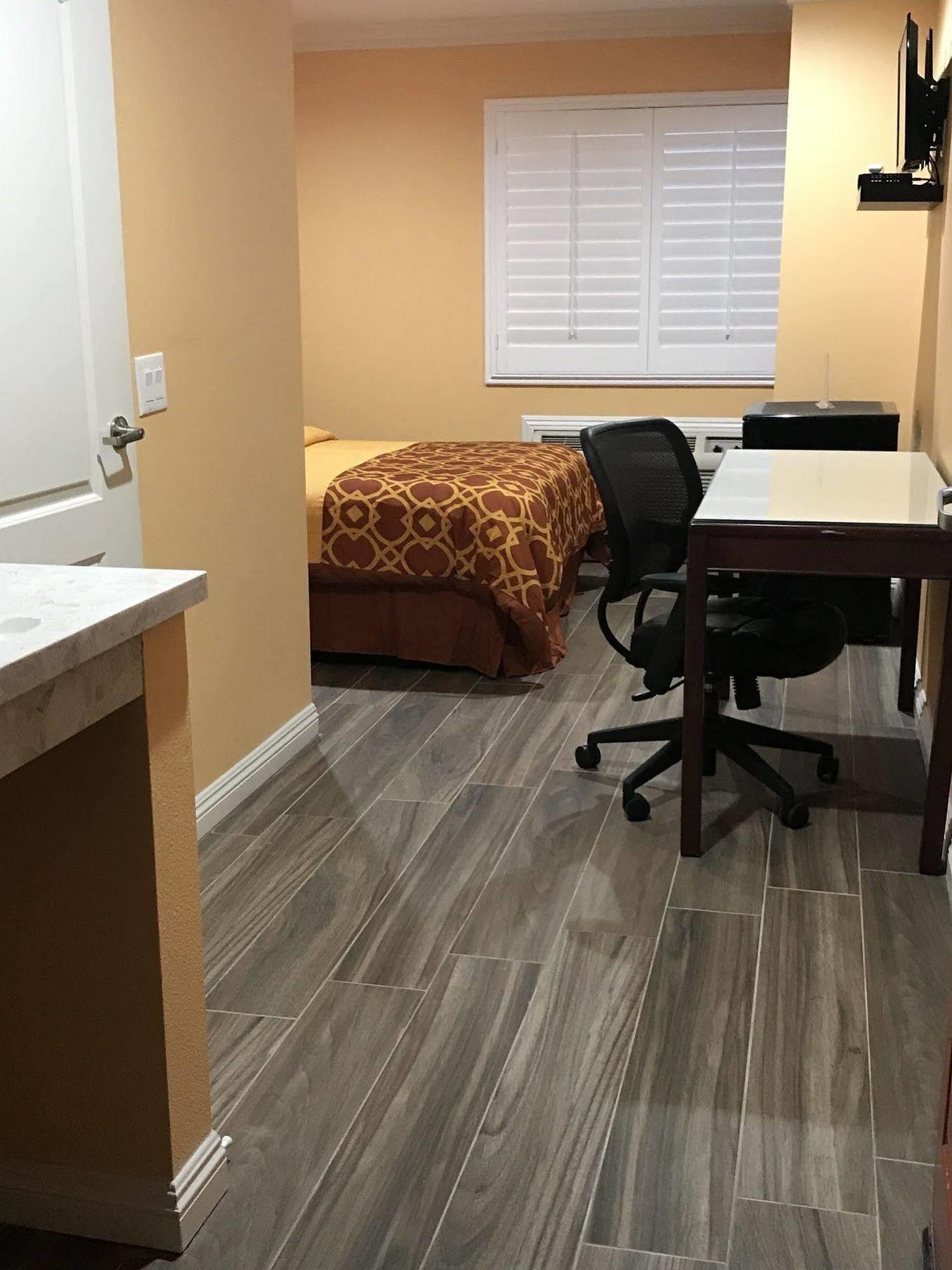 Executive Suites Inn 웨스트민스터 외부 사진