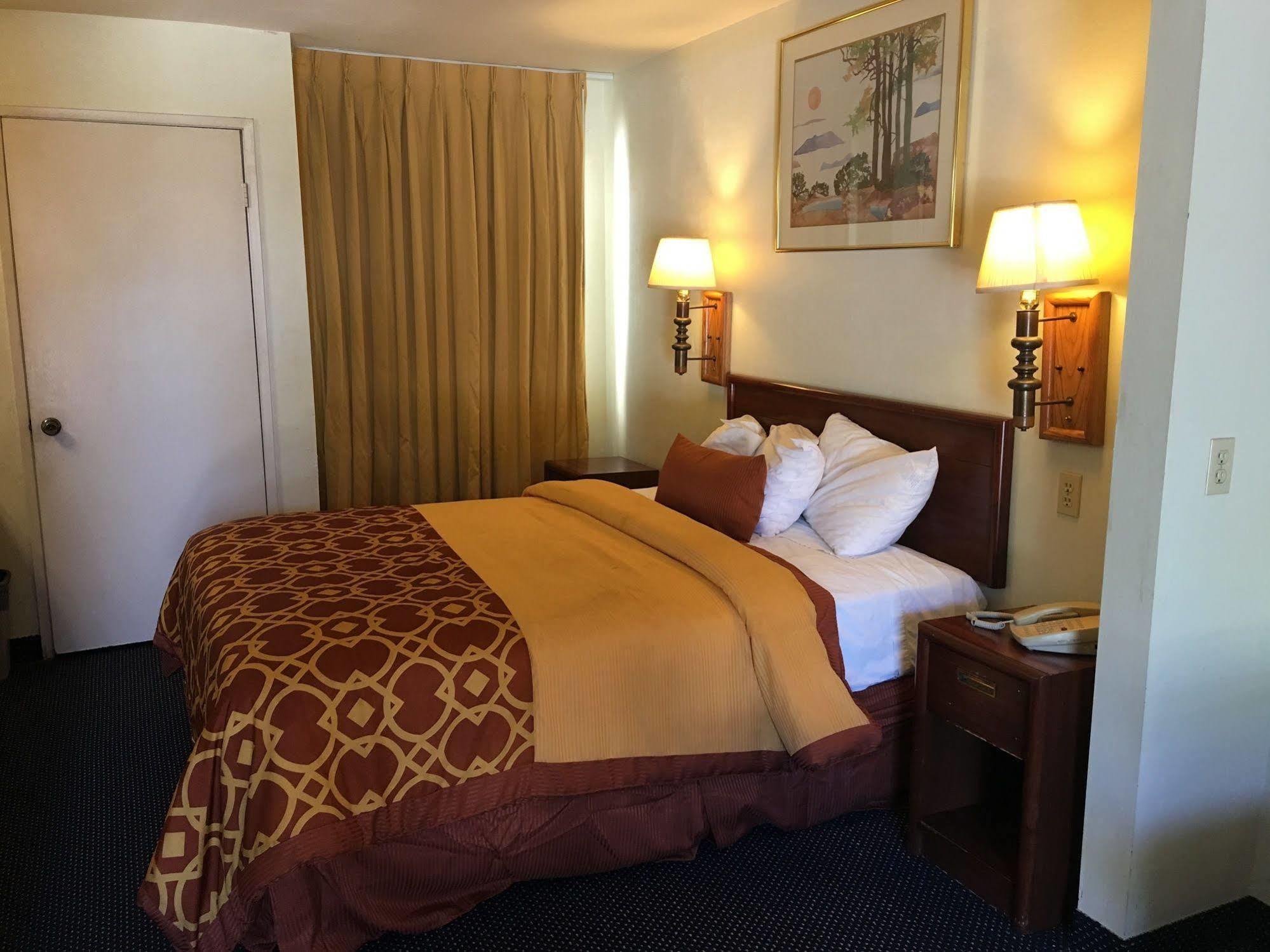 Executive Suites Inn 웨스트민스터 외부 사진